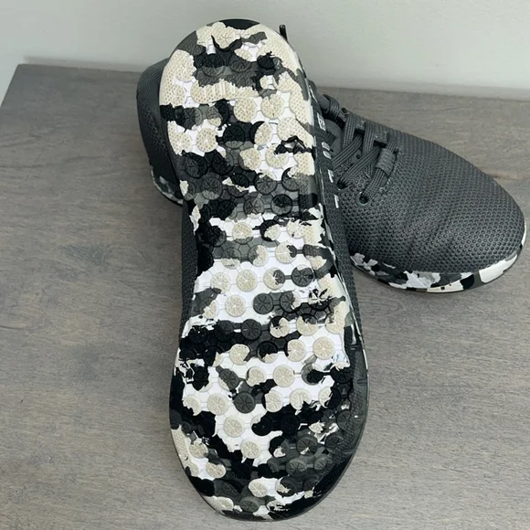 No Bull: Women's Dark Gray Sneakers:Size 7.5 - Picture 5 of 5